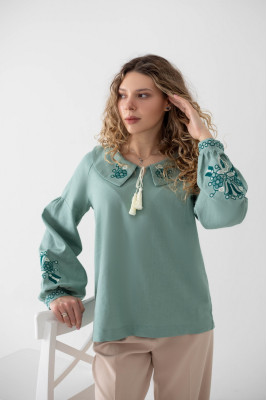 Вишиванка жіноча